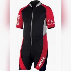 NWOT SEAC Ciao 2.5mm High Stretch Comfortable Neoprene Short Wetsuit, 9 yrs